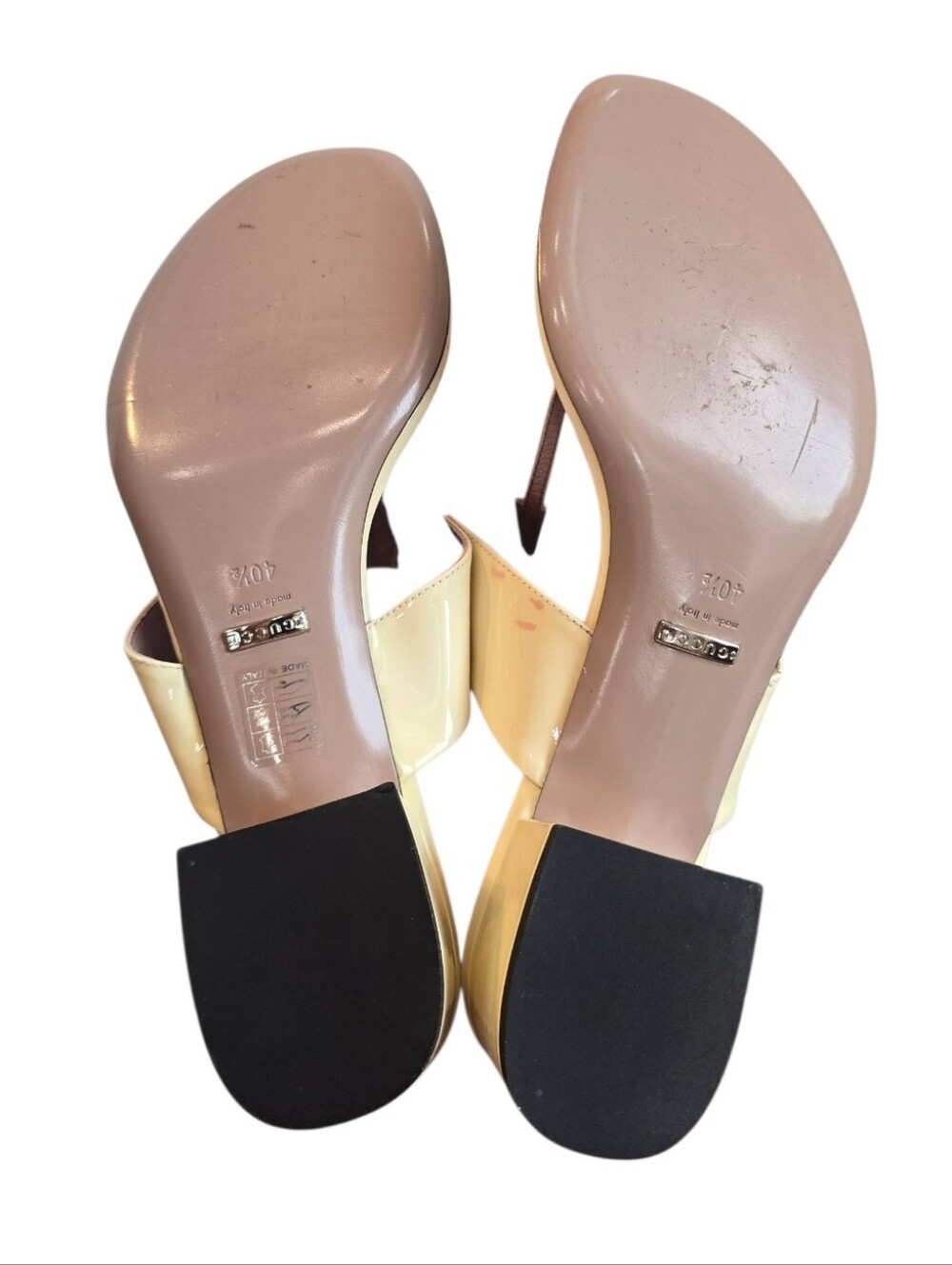 Gucci Cream Patent Leather Block Heel Sandals With Callouts 40 1/2 - Picture 4 of 14